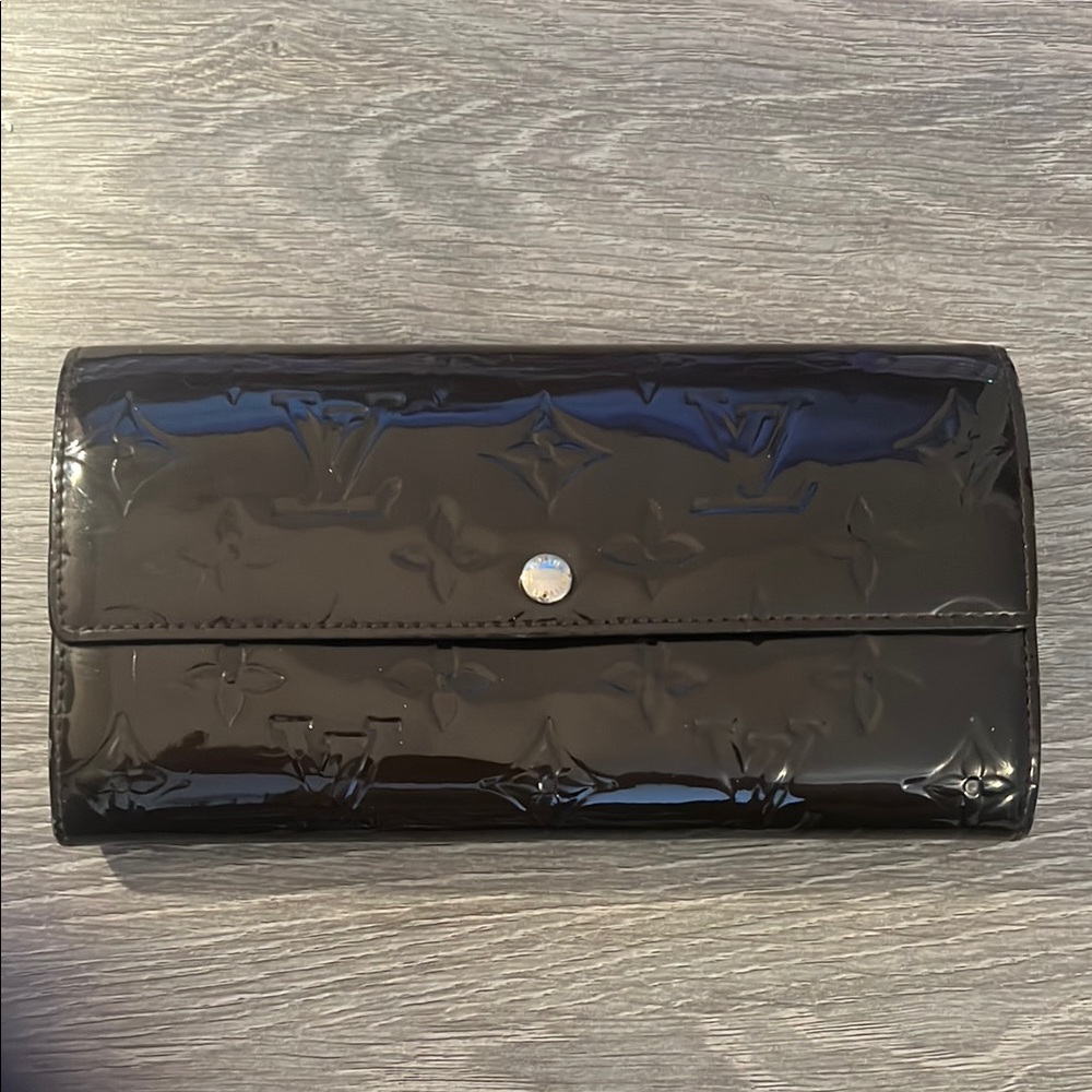 Louis Vuitton Vernis Snap Wallet